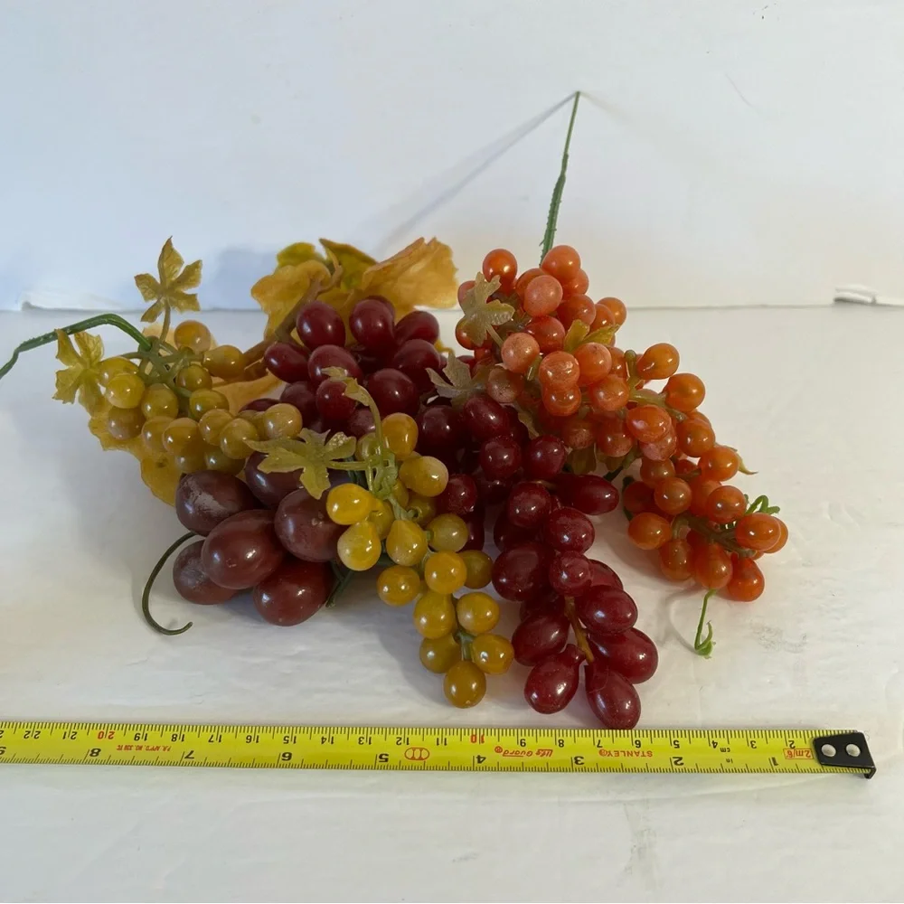 Vintage Plastic and Rubber Grape Bunches Fruit Bowls Decor Arts and Crafts